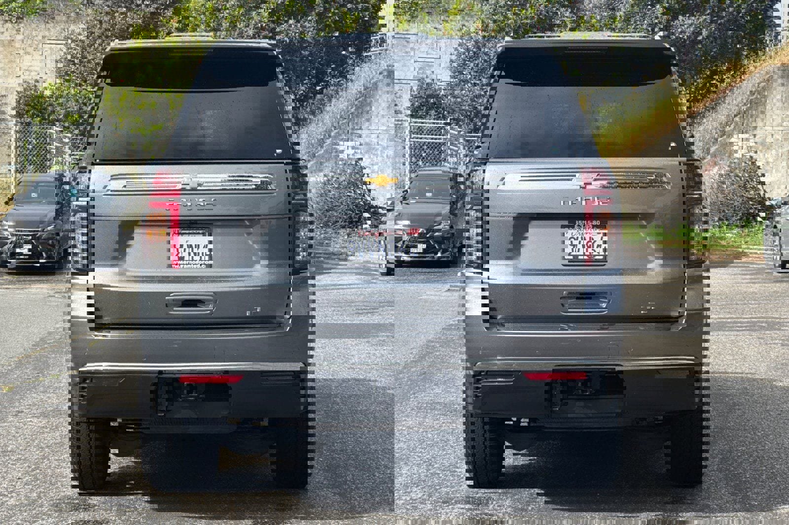 Used 2022 Chevrolet Tahoe LT w/ LT Signature Package image 6