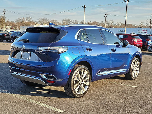 Used 2022 Buick Envision Avenir w/ Technology Package II image 6