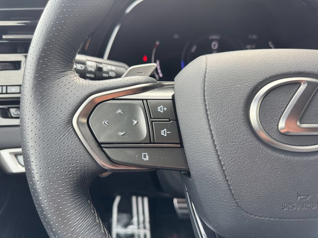 Used 2024 Lexus RX 500h F Sport w/ Convenience Package AWD/4WD image 15