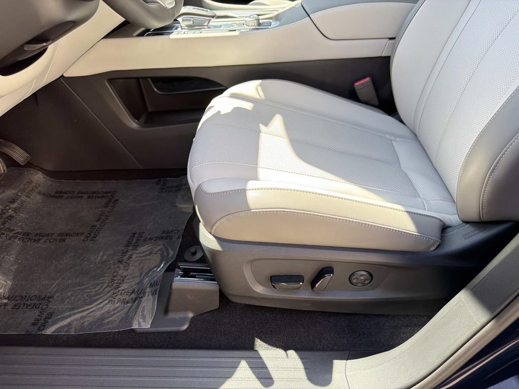 Certified 2026 INFINITI QX60 Pure w/ Cargo Package FWD image 18