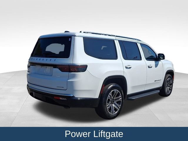 Used 2024 Jeep Wagoneer Series II w/ Flexible Seating Group RWD image 7