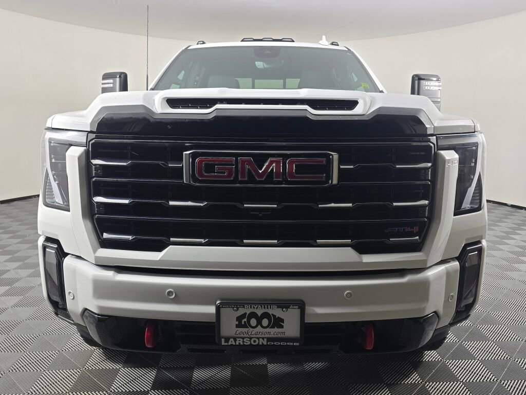 Used 2024 GMC Sierra 2500 AT4 w/ AT4 Premium Plus Package image 7