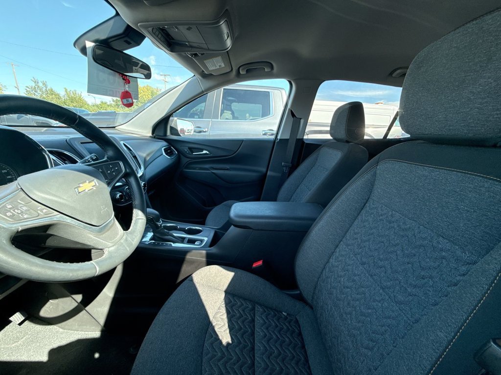 Used 2023 Chevrolet Equinox LT FWD image 7