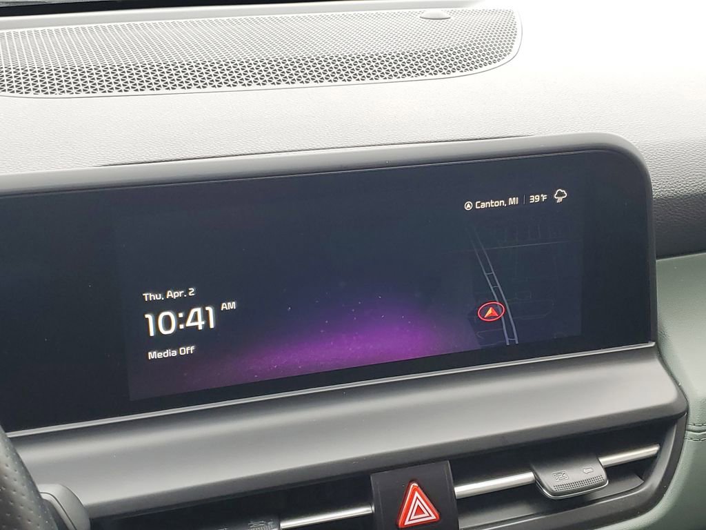 Used 2024 Kia Seltos SX w/ SX Sunroof Package image 21