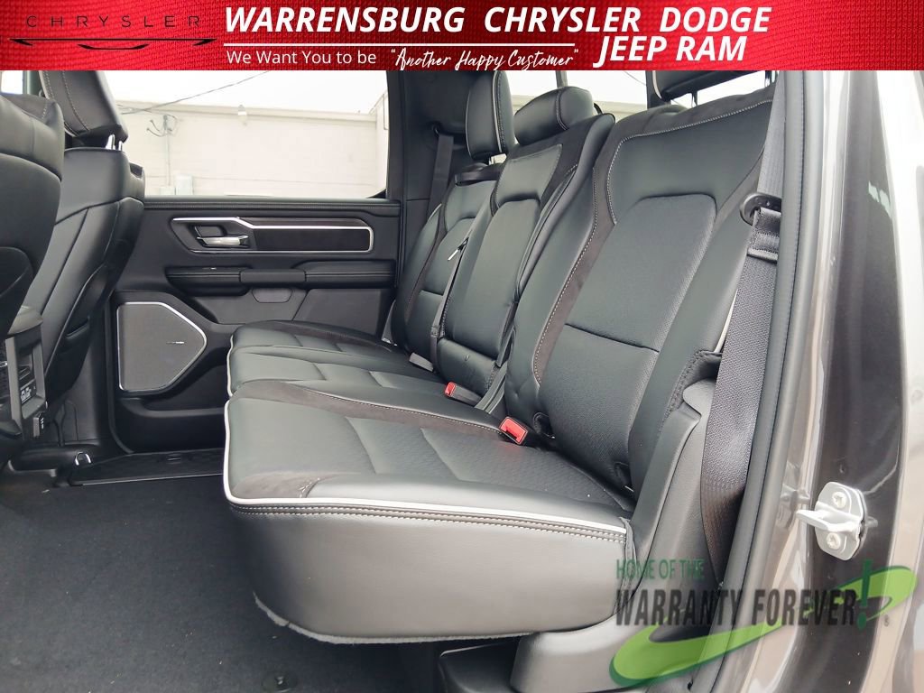 New 2026 RAM 1500 Laramie AWD/4WD image 14