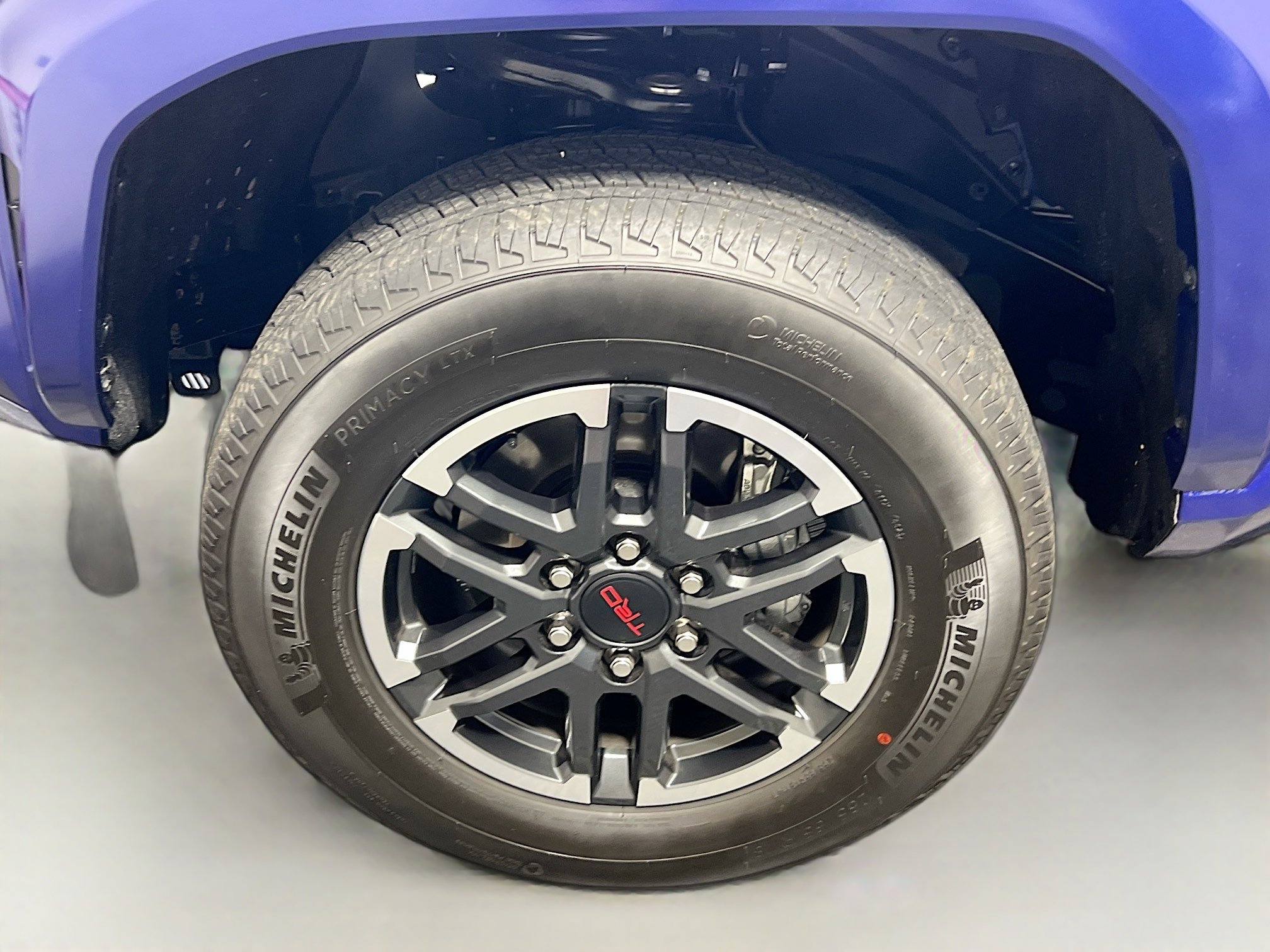 Used 2025 Toyota Tacoma TRD Sport image 13