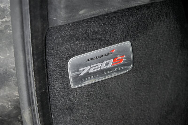 Used 2018 McLaren 720S RWD image 31