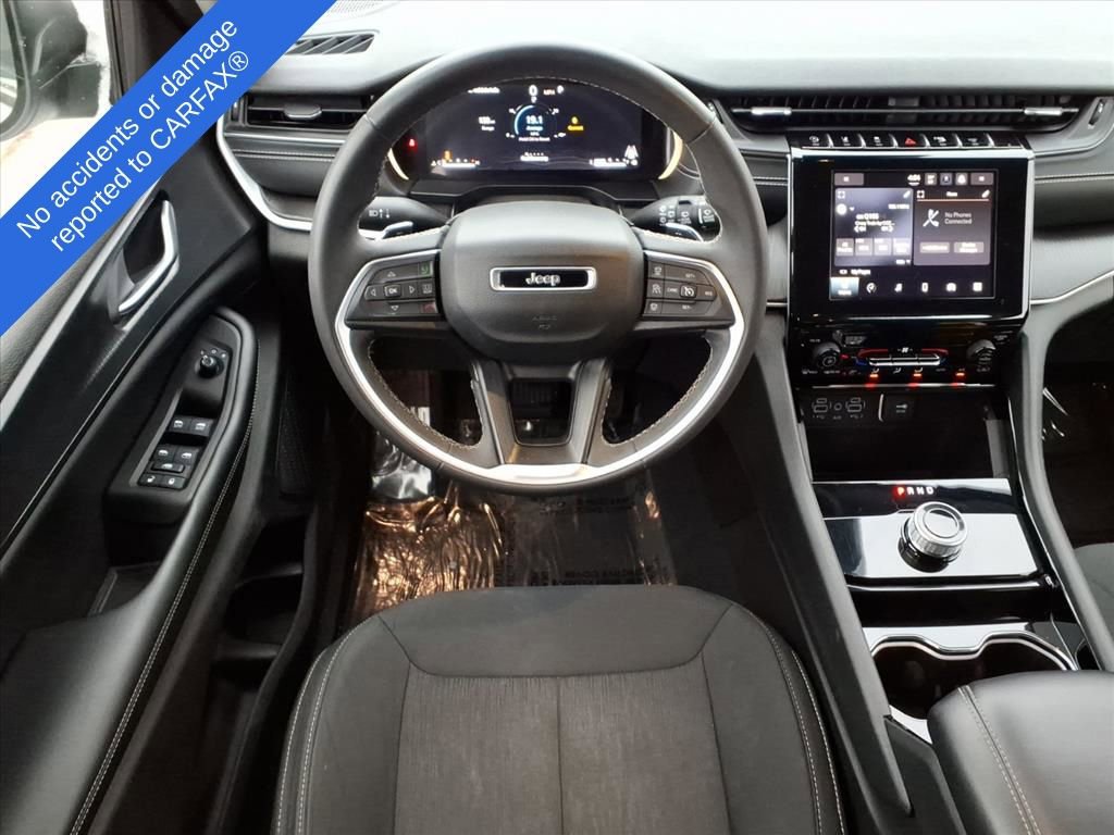 Used 2023 Jeep Grand Cherokee L Laredo image 13