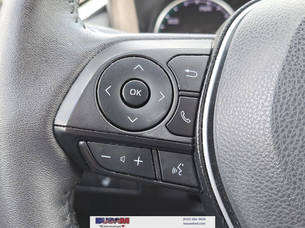 Used 2022 Toyota RAV4 XLE w/ XLE Grade Weather Package image 17