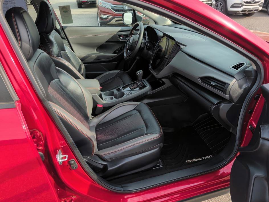 Used 2024 Subaru Crosstrek 2.5i Limited image 12