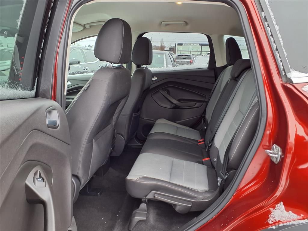 Used 2016 Ford Escape SE image 11