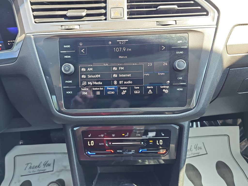 Used 2022 Volkswagen Tiguan SE image 25