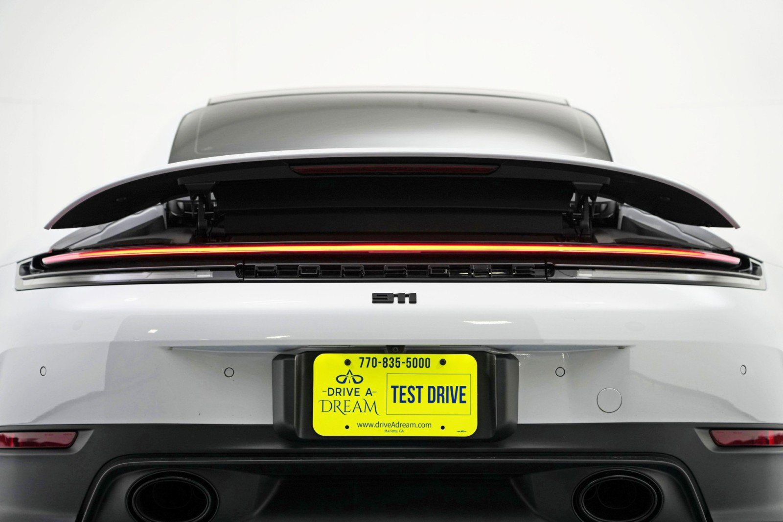 Used 2025 Porsche 911 Carrera RWD image 56