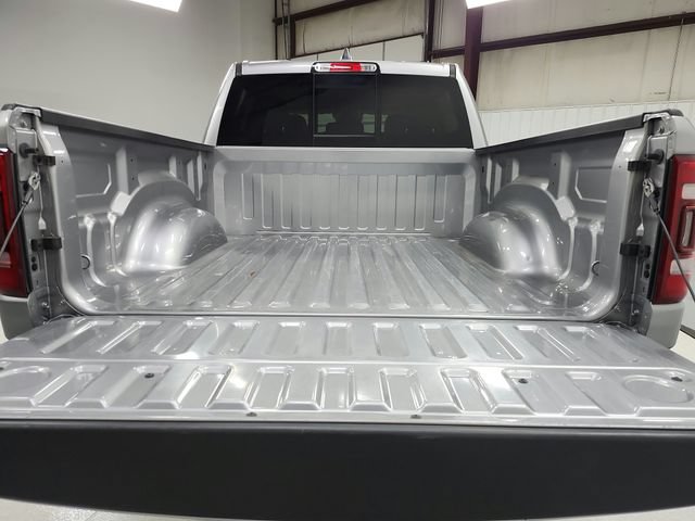 Used 2024 RAM 3500 Big Horn AWD/4WD image 78