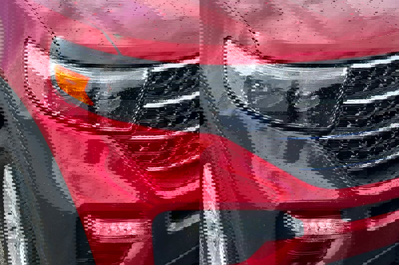 Used 2021 Ford Explorer XLT w/ Equipment Group 202A image 14