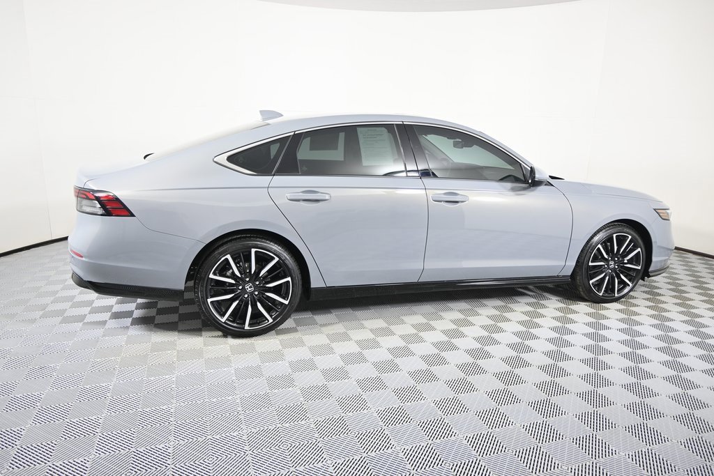 Used 2025 Honda Accord Touring image 7