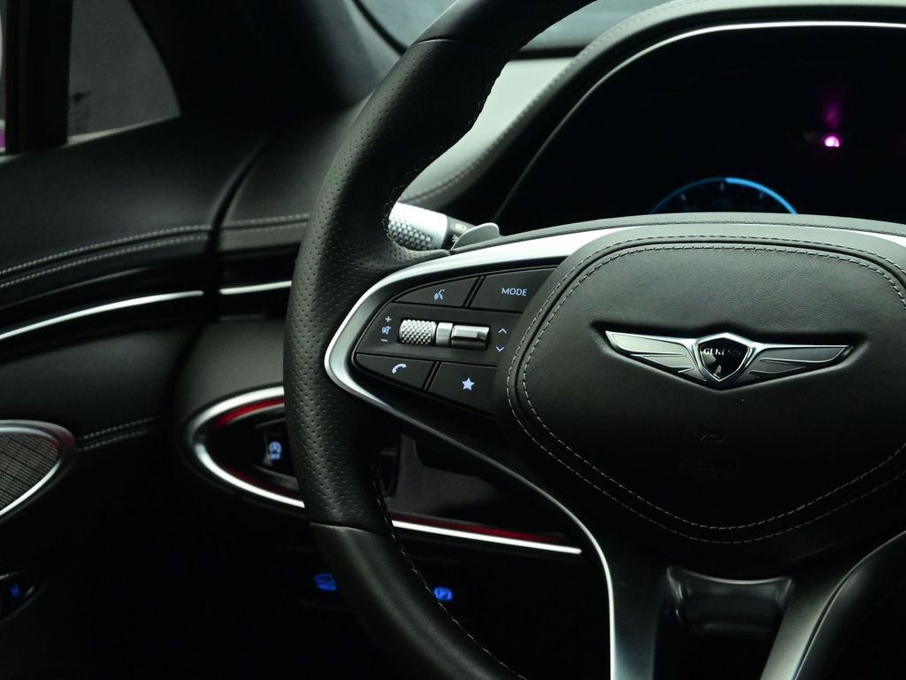 Used 2025 Genesis GV70 3.5T Sport w/ Sport Prestige Package image 41