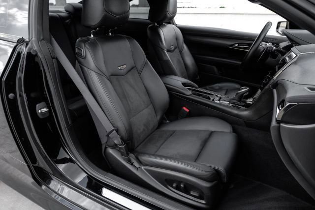 Used 2017 Cadillac ATS V w/ Luxury Package image 42