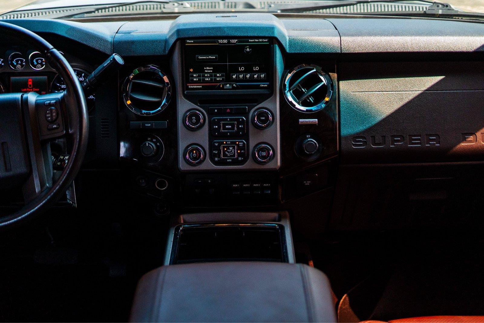 Used 2015 Ford F450 Platinum AWD/4WD image 27