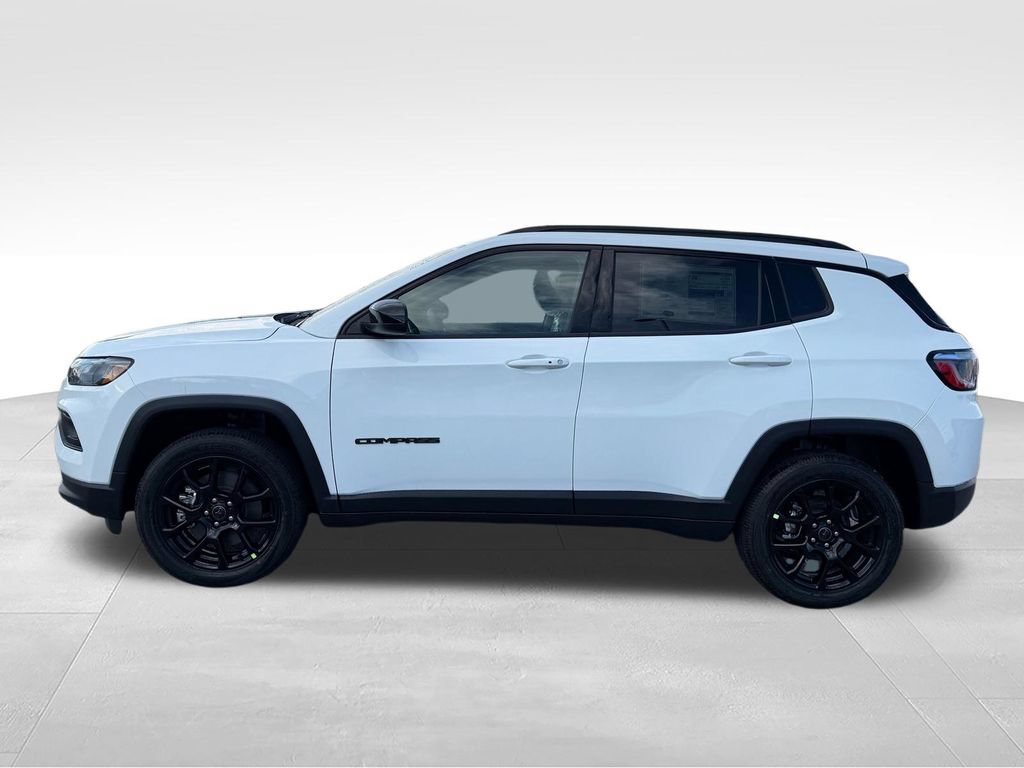 New 2026 Jeep Compass Latitude AWD/4WD image 2