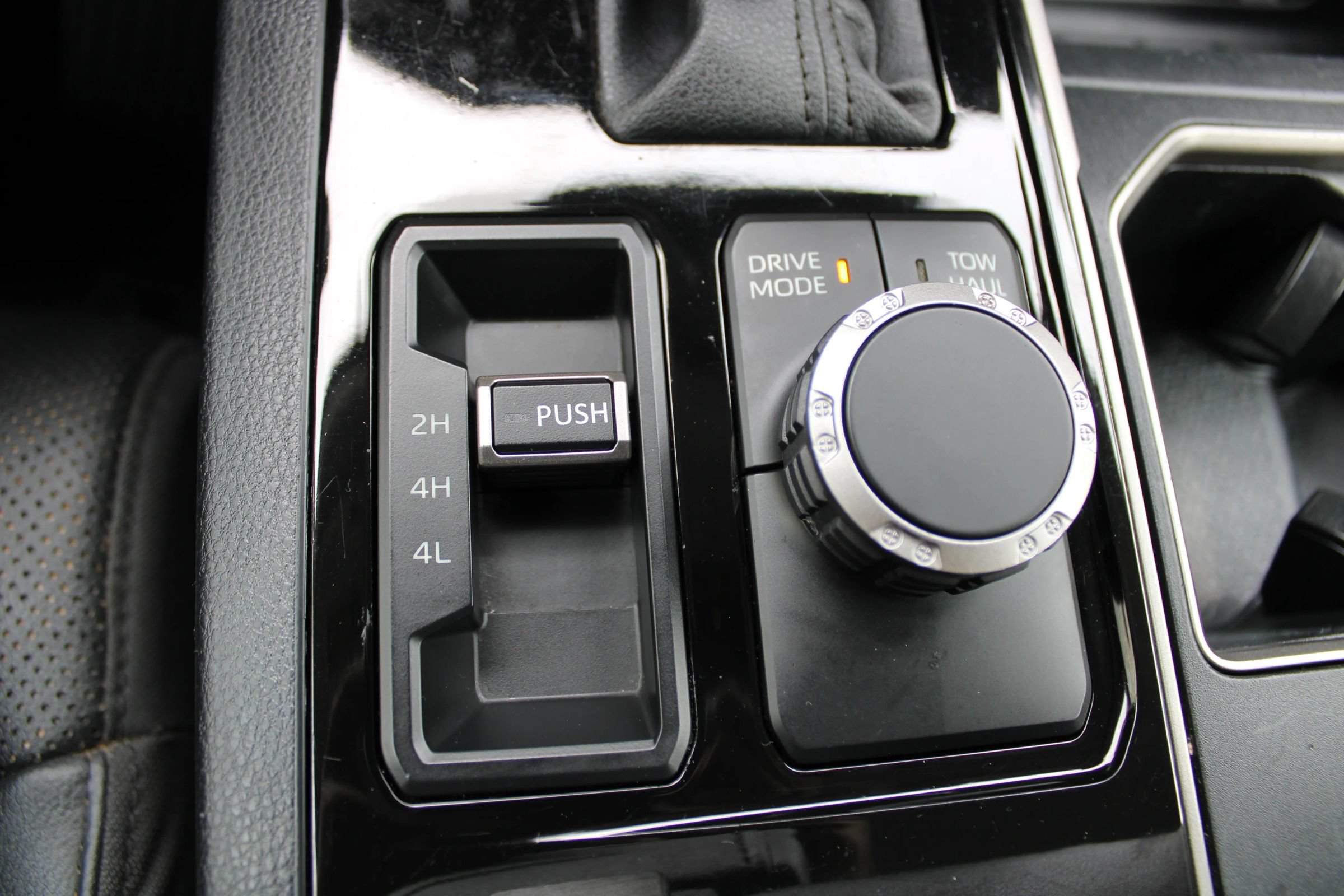 Used 2022 Toyota Tundra SR5 w/ SR5 Premium Package AWD/4WD image 21