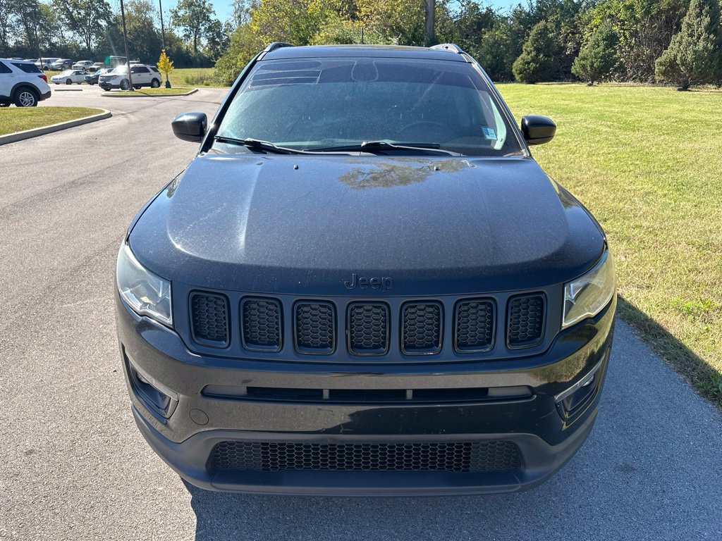 Used 2021 Jeep Compass Latitude w/ Sun and Sound Group FWD image 2