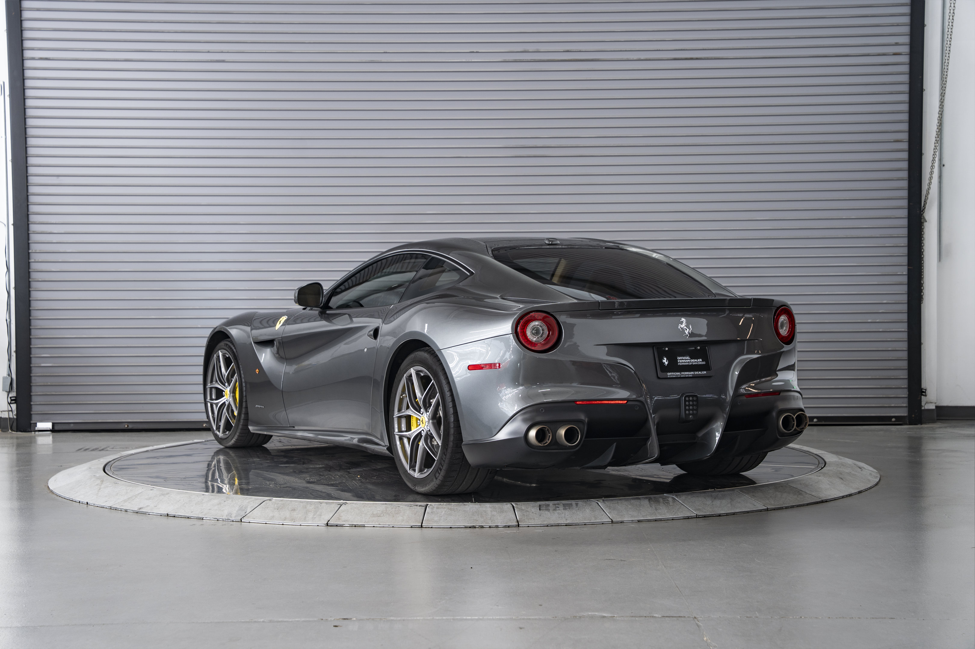 Used 2014 Ferrari F12 Berlinetta RWD image 3