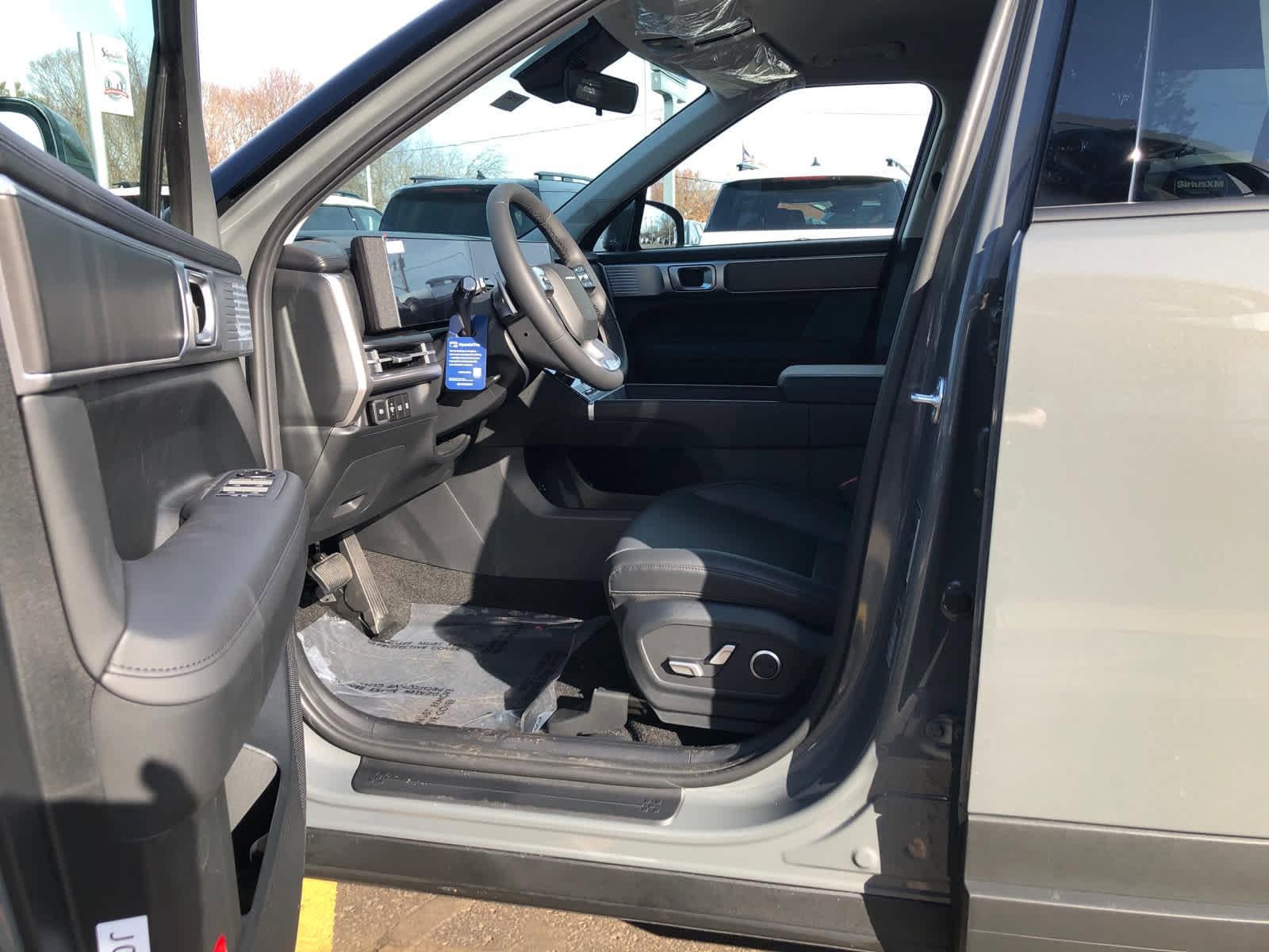 New 2026 Hyundai Santa Fe SEL w/ Tow & Go Package AWD/4WD image 23