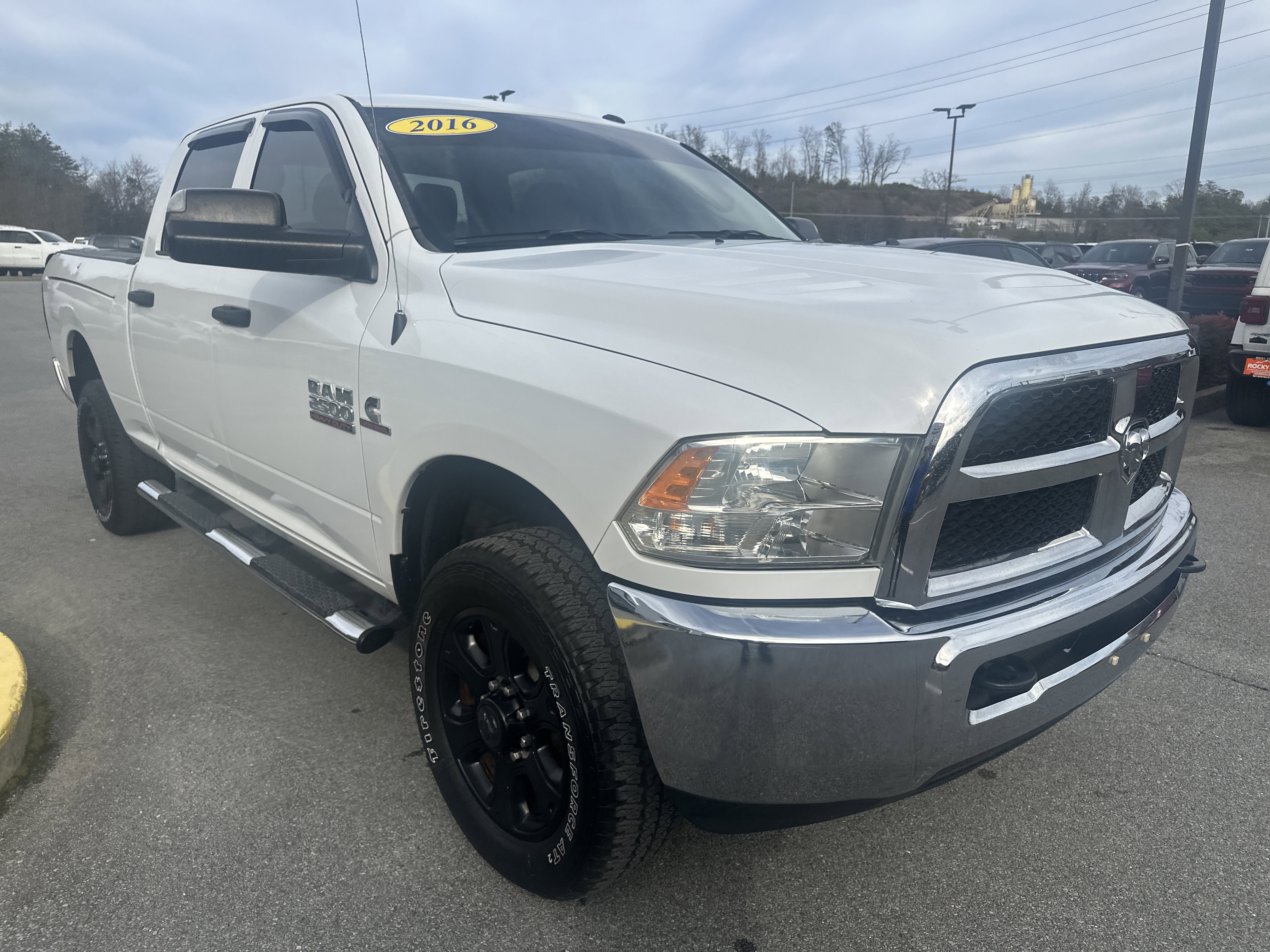 Used 2016 RAM 2500 Tradesman w/ Chrome Appearance Group image 4