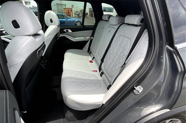 New 2026 BMW X5 xDrive50e w/ Premium Package image 10