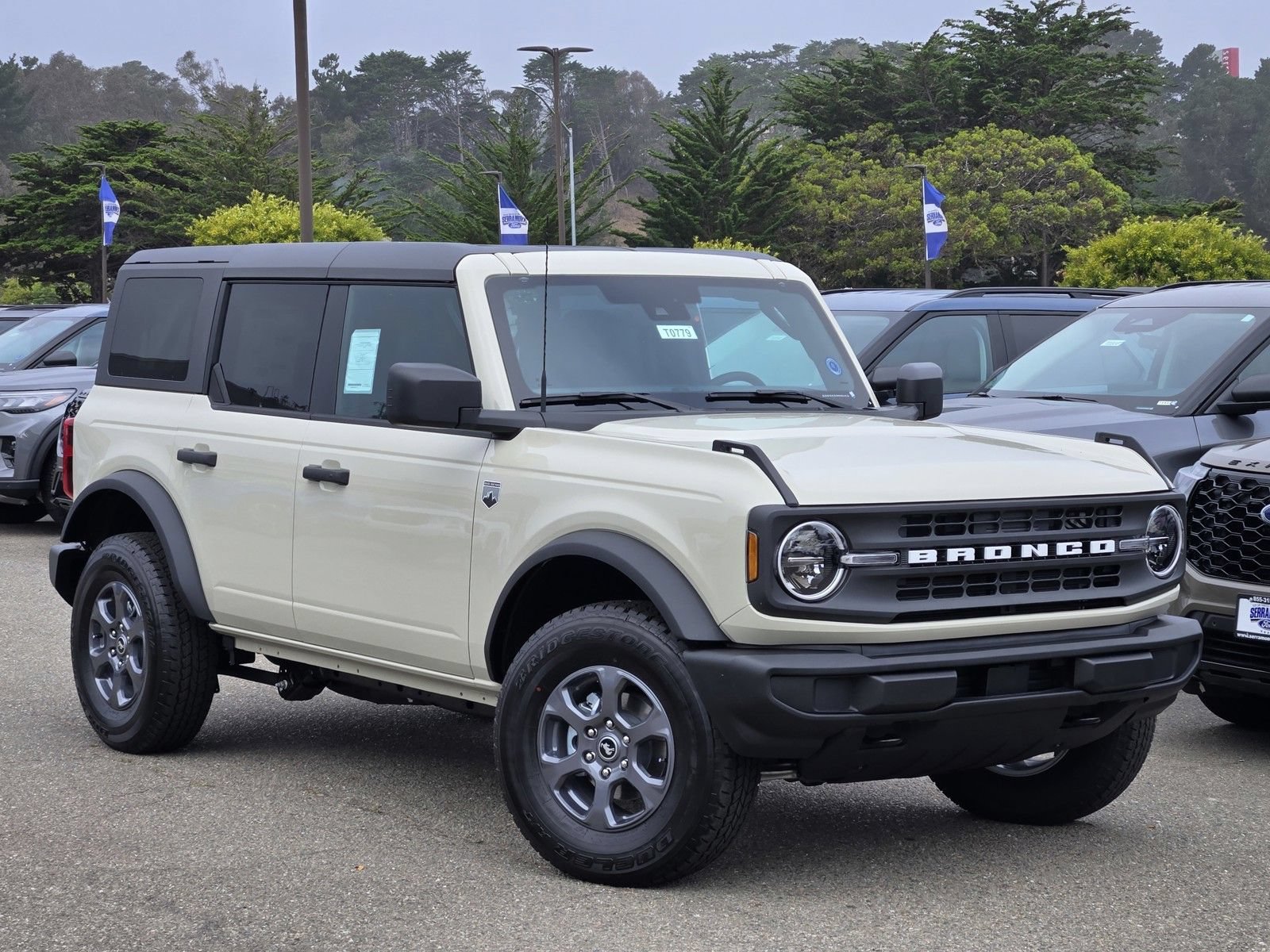 New 2026 Ford Bronco Big Bend AWD/4WD image 2
