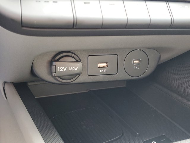 New 2026 Hyundai Elantra SEL Sport Premium FWD image 26