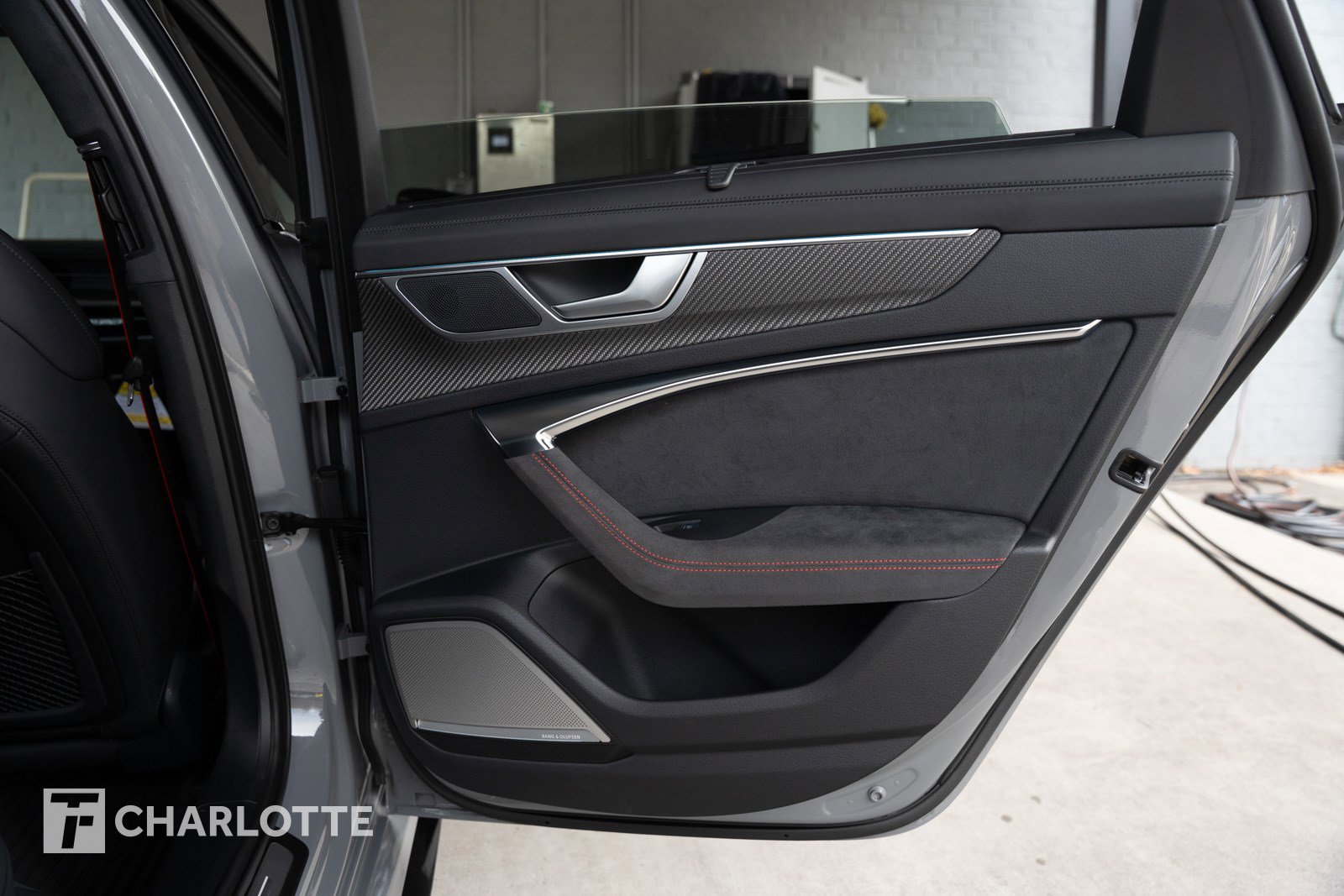 Used 2025 Audi RS 6 performance image 32