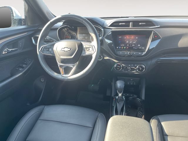 Used 2023 Chevrolet TrailBlazer ACTIV w/ Sun and Liftgate Package AWD/4WD image 11