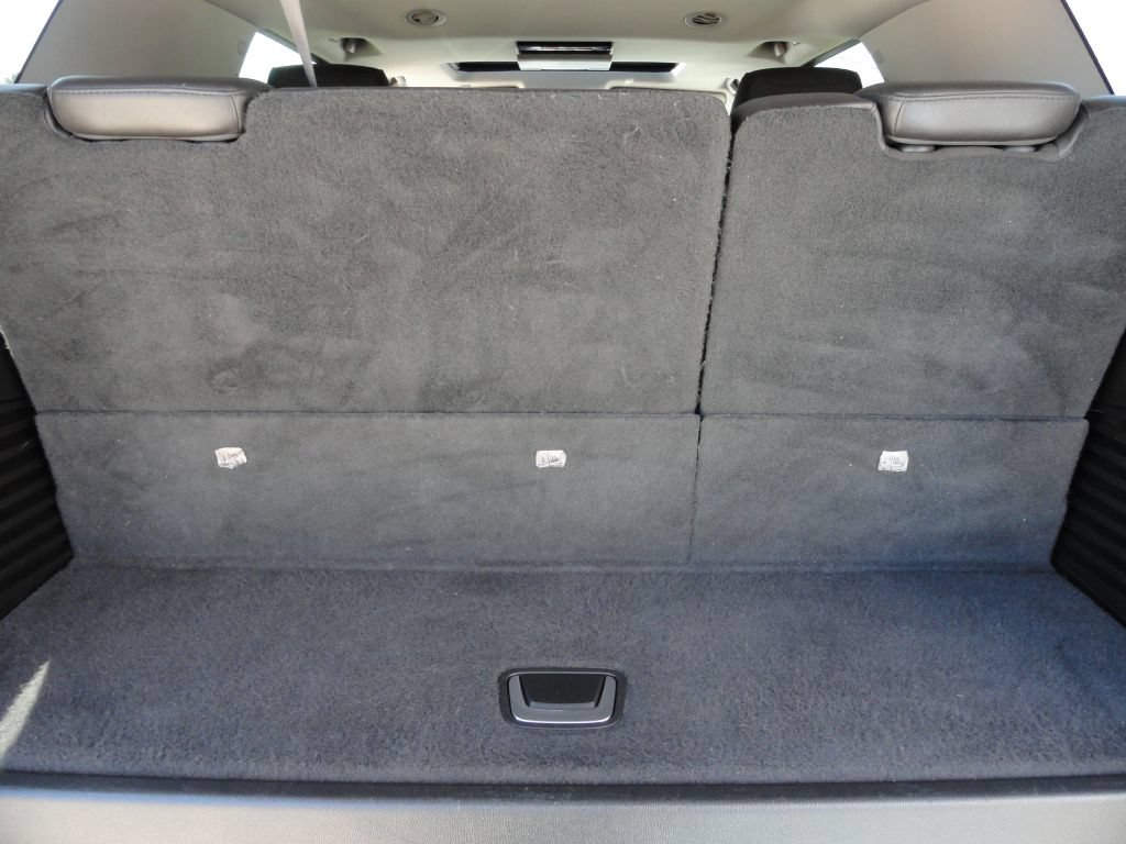 Used 2015 Cadillac Escalade Premium RWD image 16