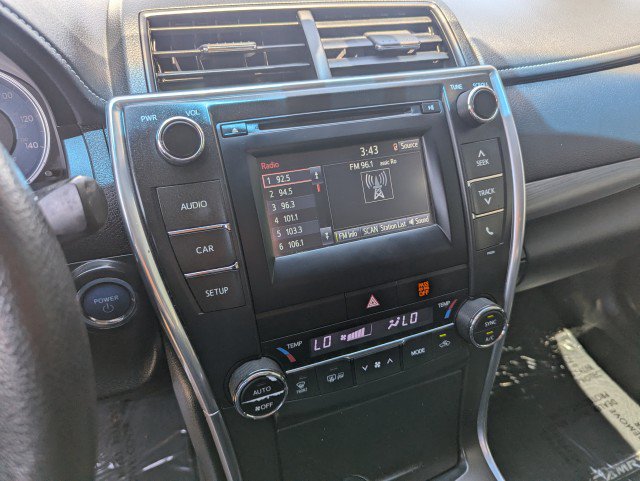 Used 2016 Toyota Camry LE FWD image 18