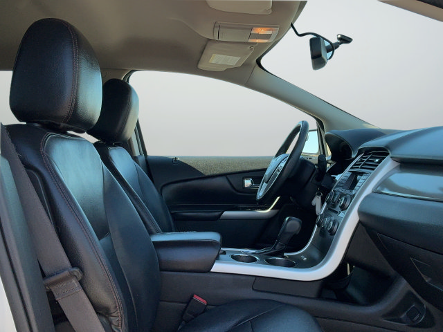 Used 2013 Ford Edge SEL FWD image 23