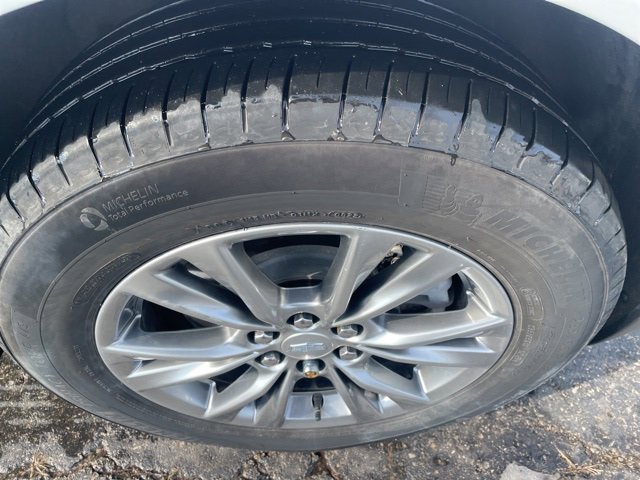 Used 2022 Cadillac XT5 Premium Luxury image 18