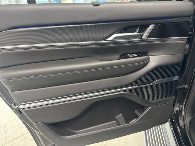 New 2026 Jeep Grand Wagoneer L Summit image 25