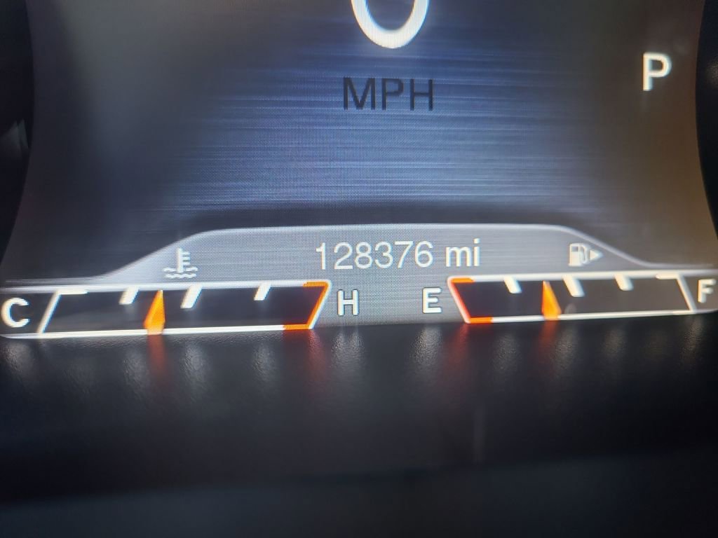 Used 2015 Jeep Cherokee Trailhawk image 30