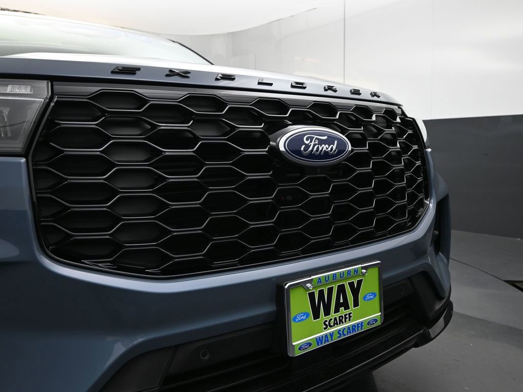 New 2026 Ford Explorer ST-Line w/ ST-Line Street Pack AWD/4WD image 14