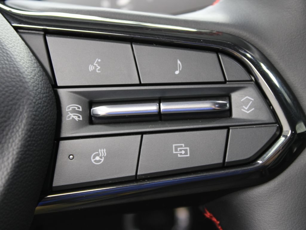Used 2026 Chevrolet Traverse RS w/ LPO, Floor Liner Package AWD/4WD image 65
