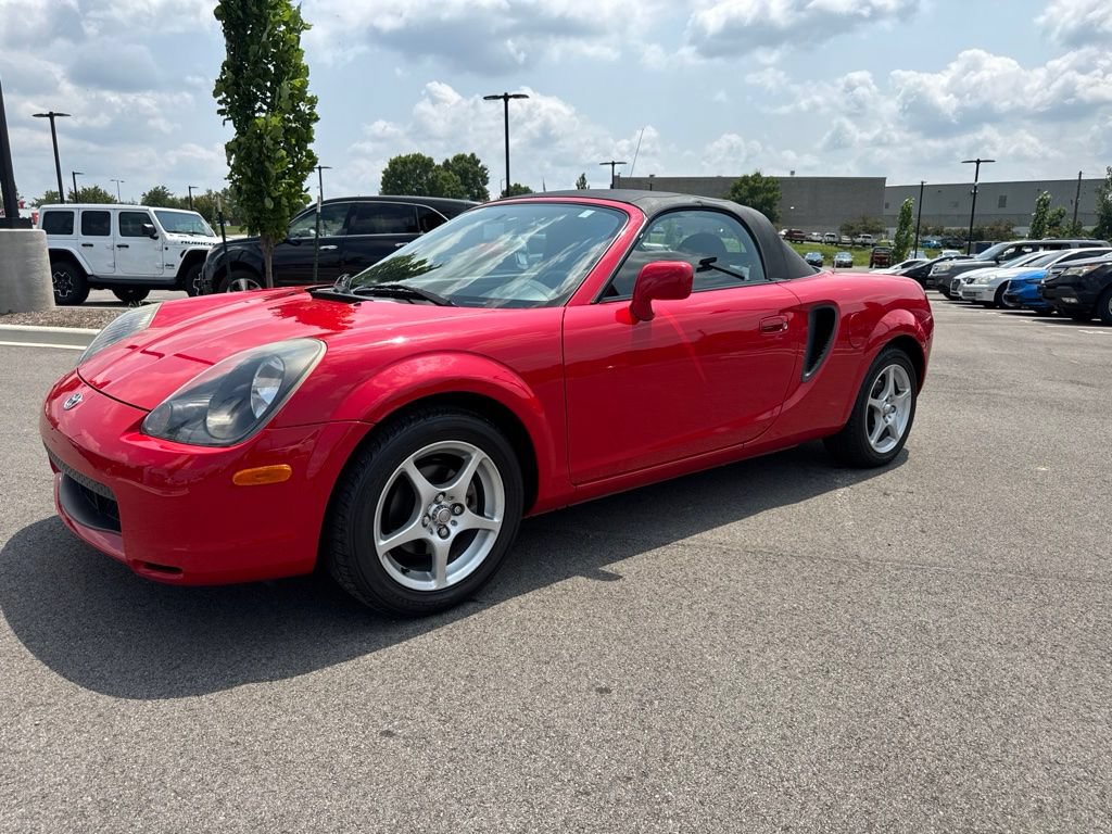 Used 2001 Toyota MR2 RWD image 5