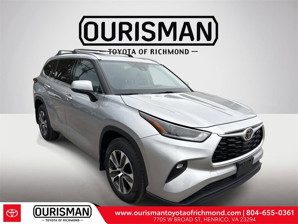 Used 2021 Toyota Highlander XLE image 1