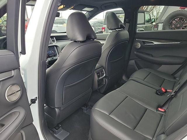 New 2025 INFINITI QX55 Essential image 29