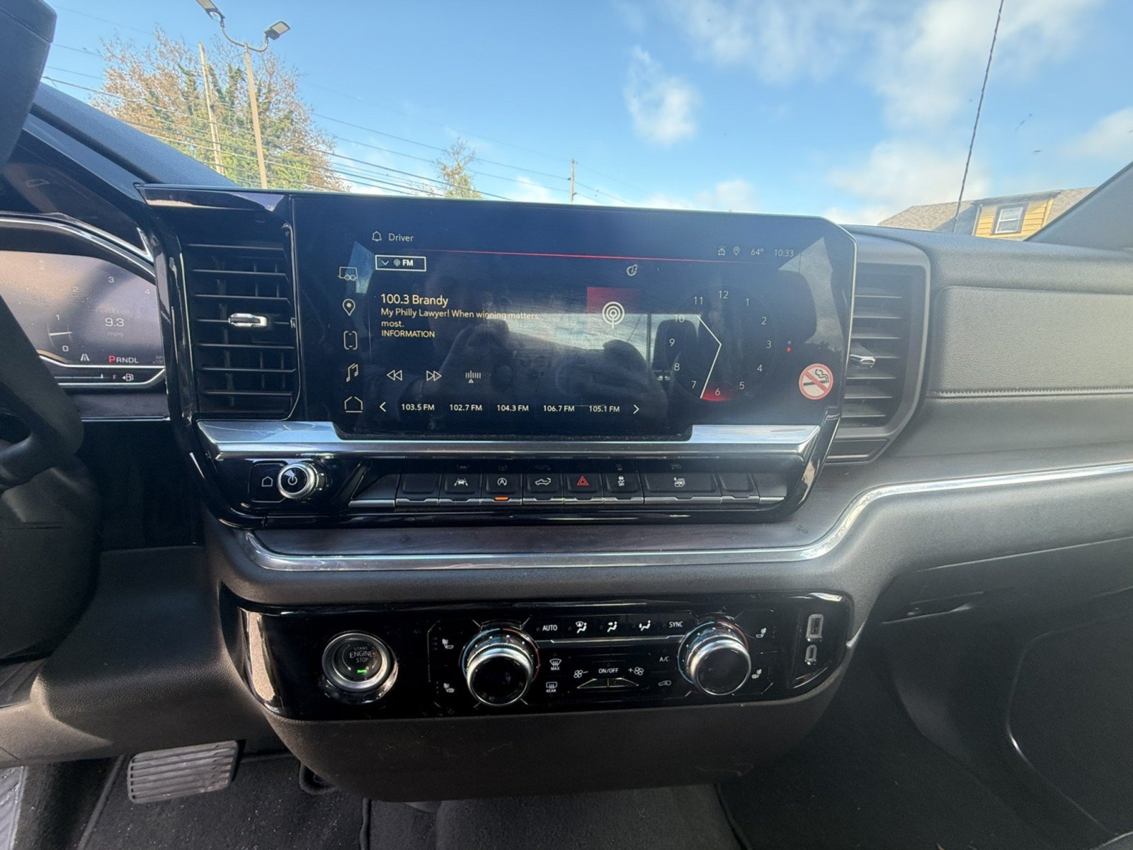 Used 2024 GMC Sierra 1500 SLT RWD image 6