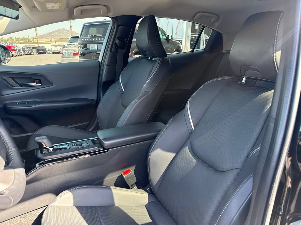 Used 2023 Toyota Prius XLE FWD image 14