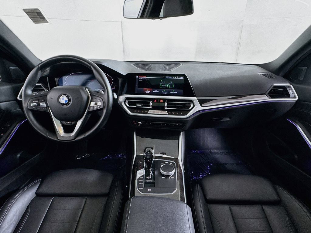 Used 2020 BMW 330i xDrive Sedan w/ Premium Package AWD/4WD image 30