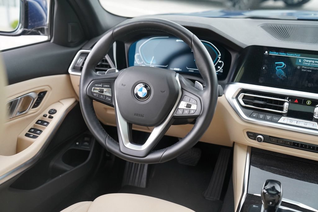 Used 2021 BMW 330e xDrive AWD/4WD image 39