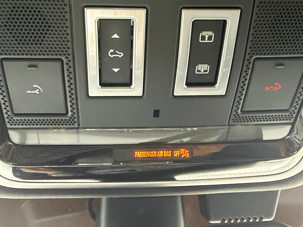 Used 2016 Land Rover Range Rover HSE AWD/4WD image 19